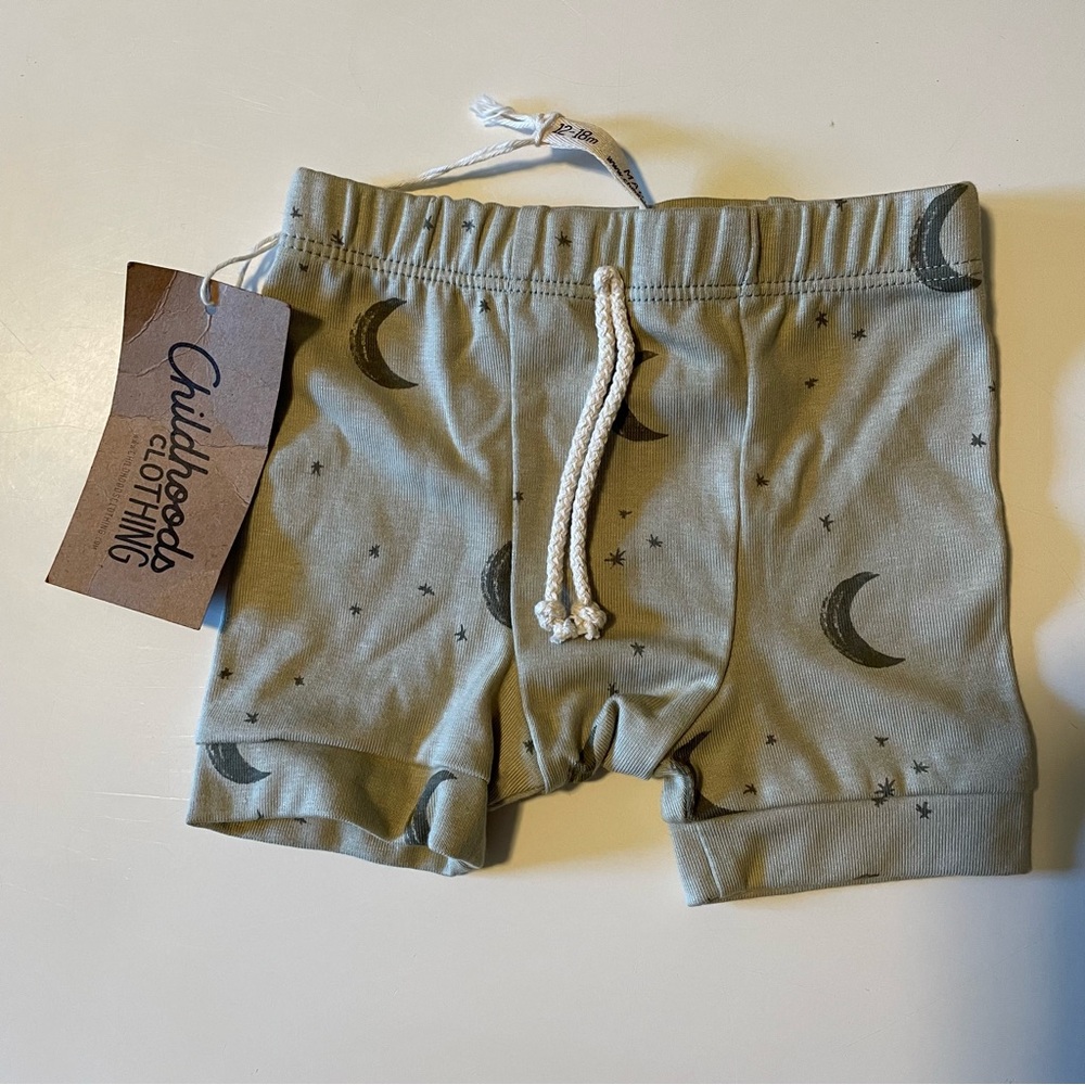 Childhoods ribbed knit shorts NWT